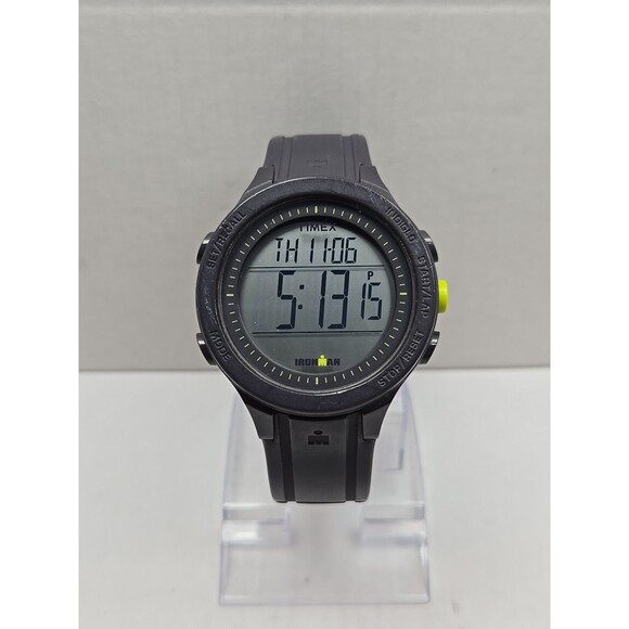 Timex Ironman Essential 30 Digital Watch WR 100M Indiglo Chronograph New Battery - Picture 1 of 11
